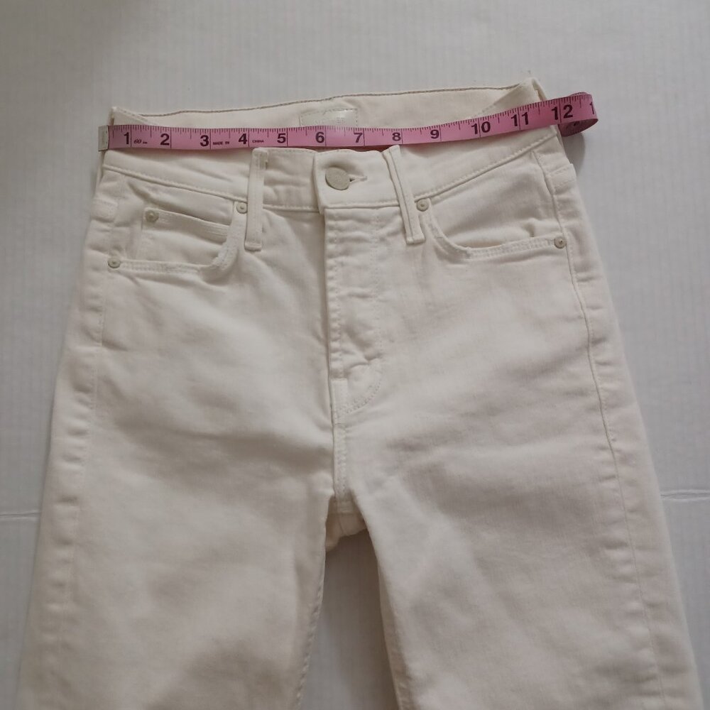 MOTHER THE MID RISE DAZZLER CROP FRAY JEANS CREAM PUFF - Picture 4 of 17